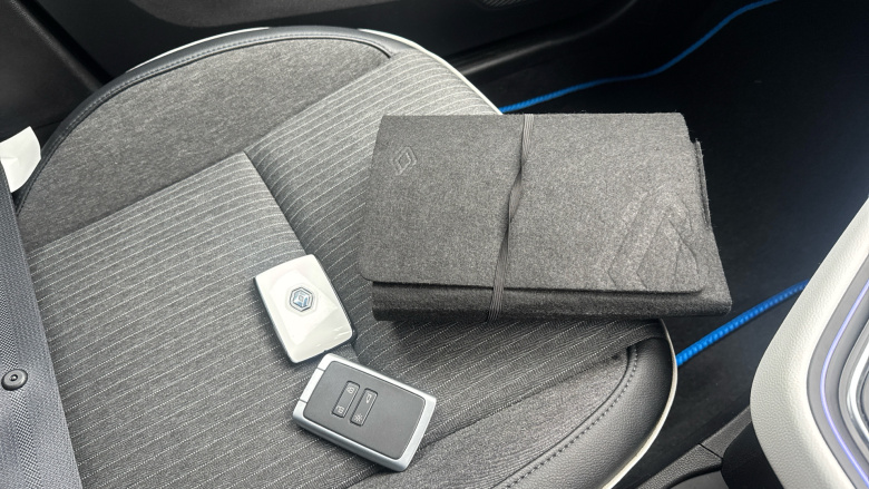 Renault Clio 1.6 E-TECH full hybrid 145 Techno 5dr Auto Hybrid Hatchback